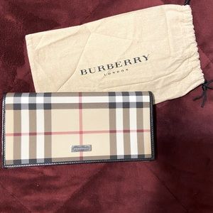 Burberry Nova Check Wallet